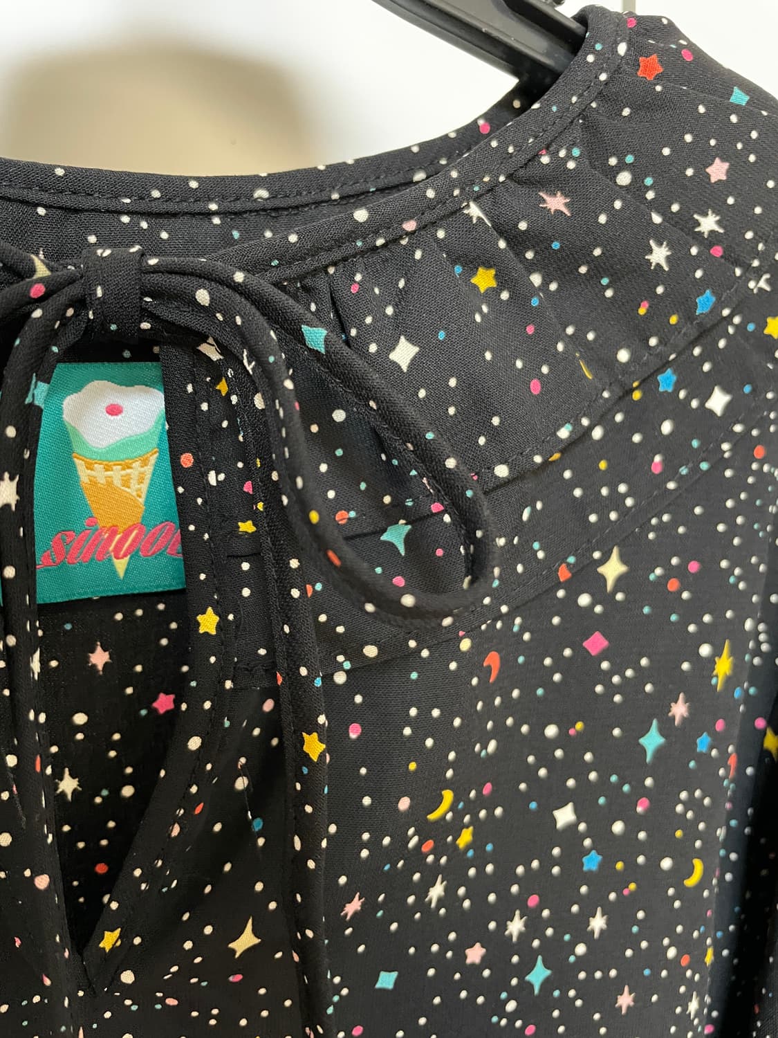 시눈 우주 블라우스 상품이미지2