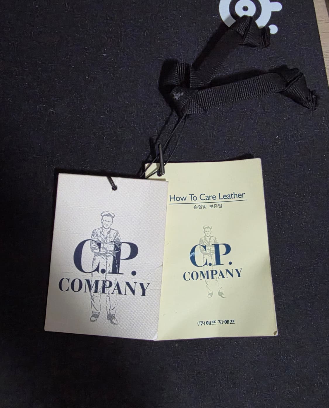 CP Company 레더 후드 마원 자켓 상품이미지6