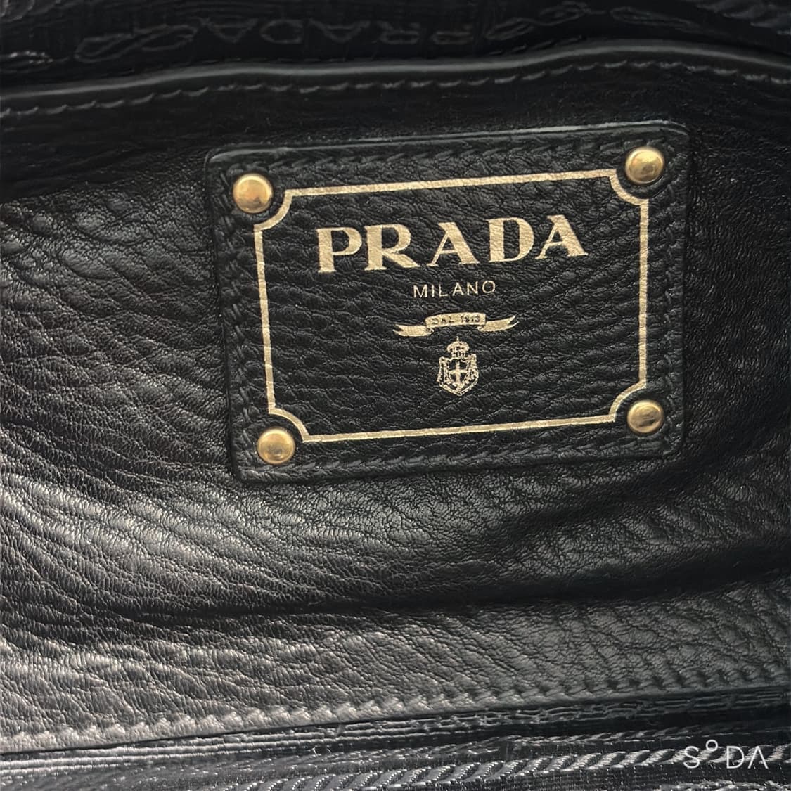 프라다 비텔로 다이노 삼각로고 숄더백 상품이미지9
