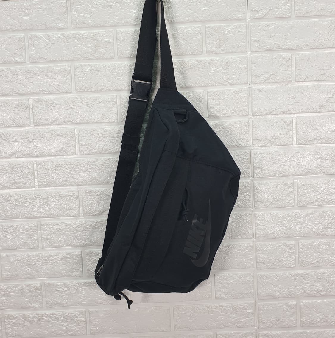 나이키 힙 팩 10L 상품이미지2