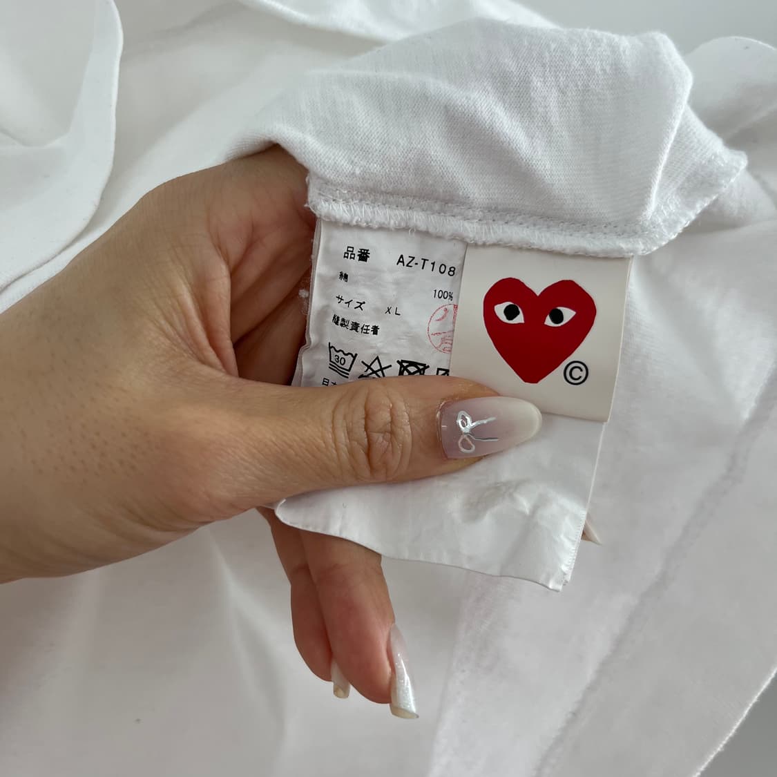 꼼데가르송 플레이 레드 하트 와펜 화이트 반팔 티셔츠 상품이미지6