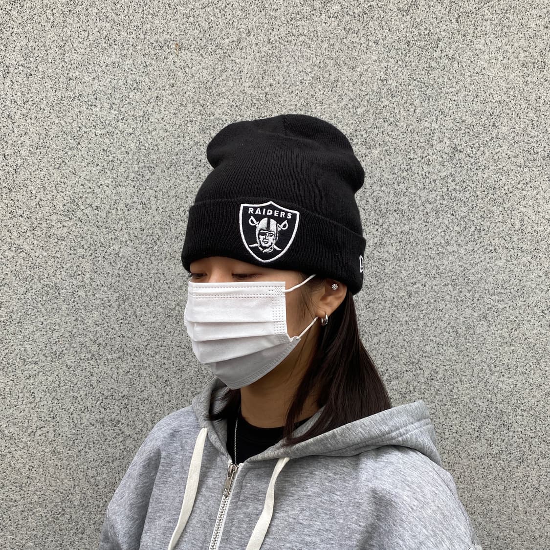 뉴에라(New Era) NFL 라스베이거스 레이더스 커프 비니 - 블랙 상품이미지1
