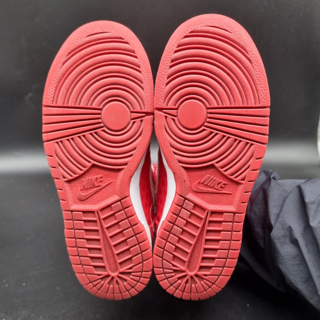 나이키 덩크하이 레드도트 운동화225 상품이미지3