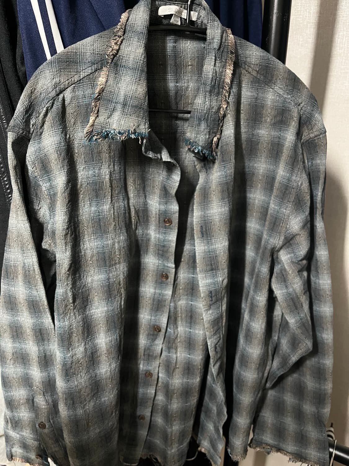 슬로우애시드 셔츠L팝니다 현재는 품절 상품이미지2