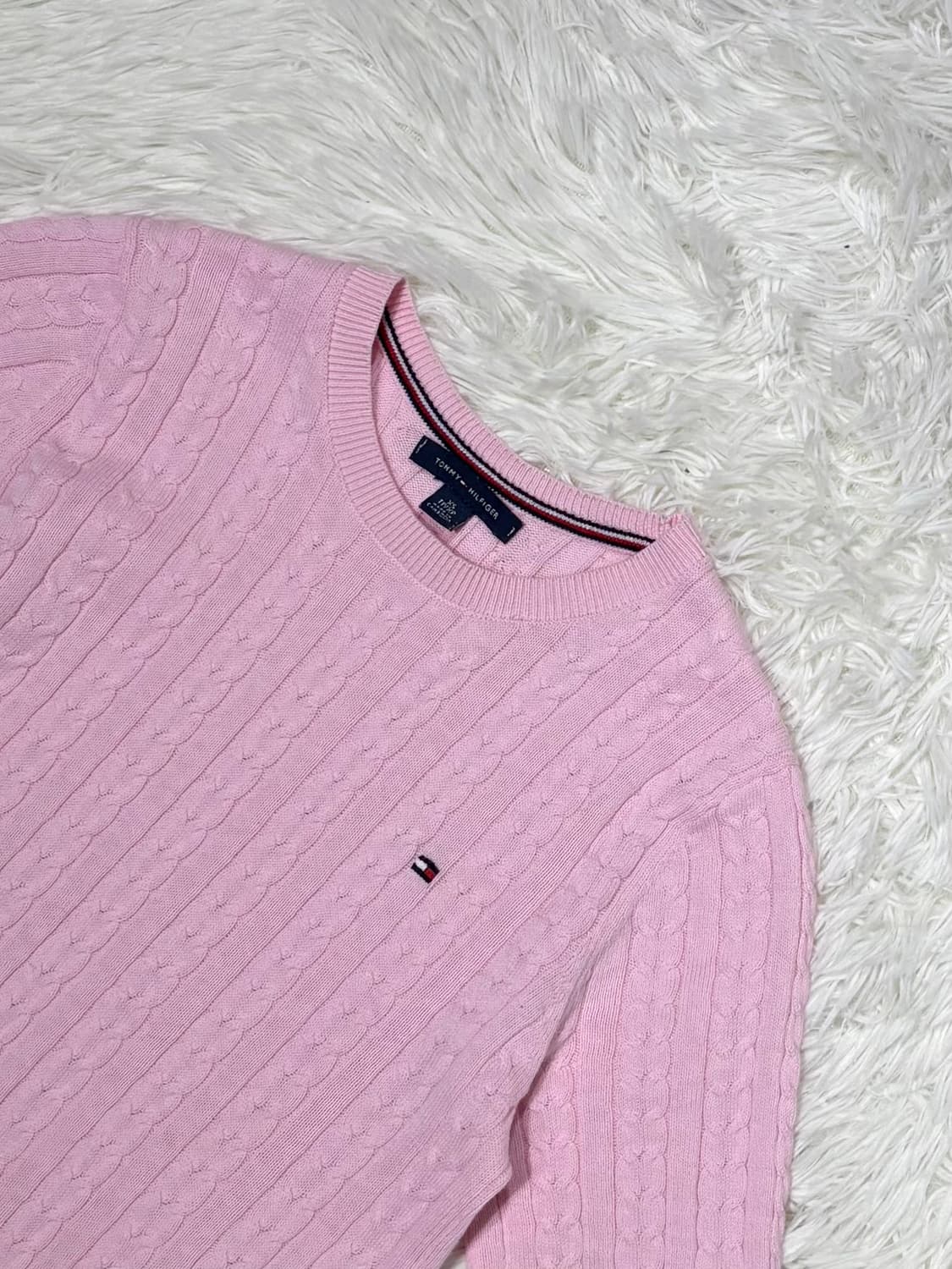 타미힐피거 스몰로고 베이비핑크 케이블 반팔 니트 상품이미지4