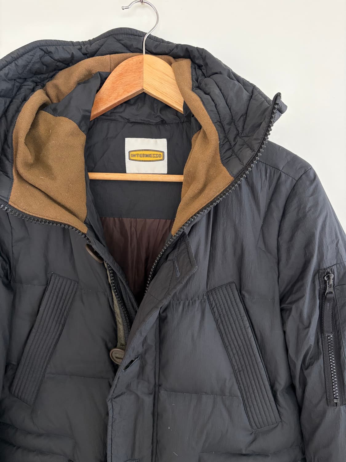 인터메조 블랙 후드 패딩 상품이미지3