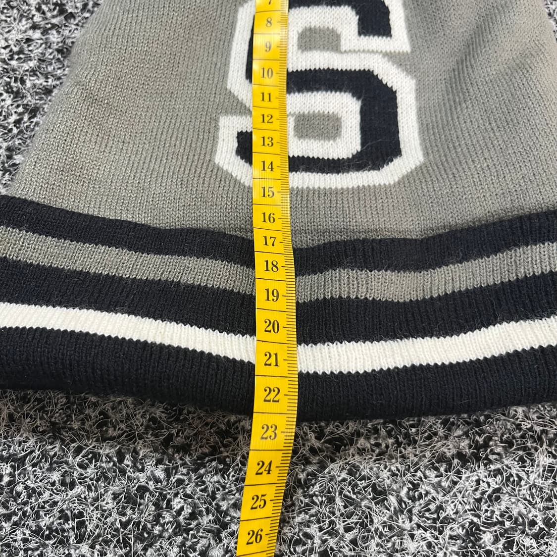 빈티지 S로고  방울 비니 상품이미지4