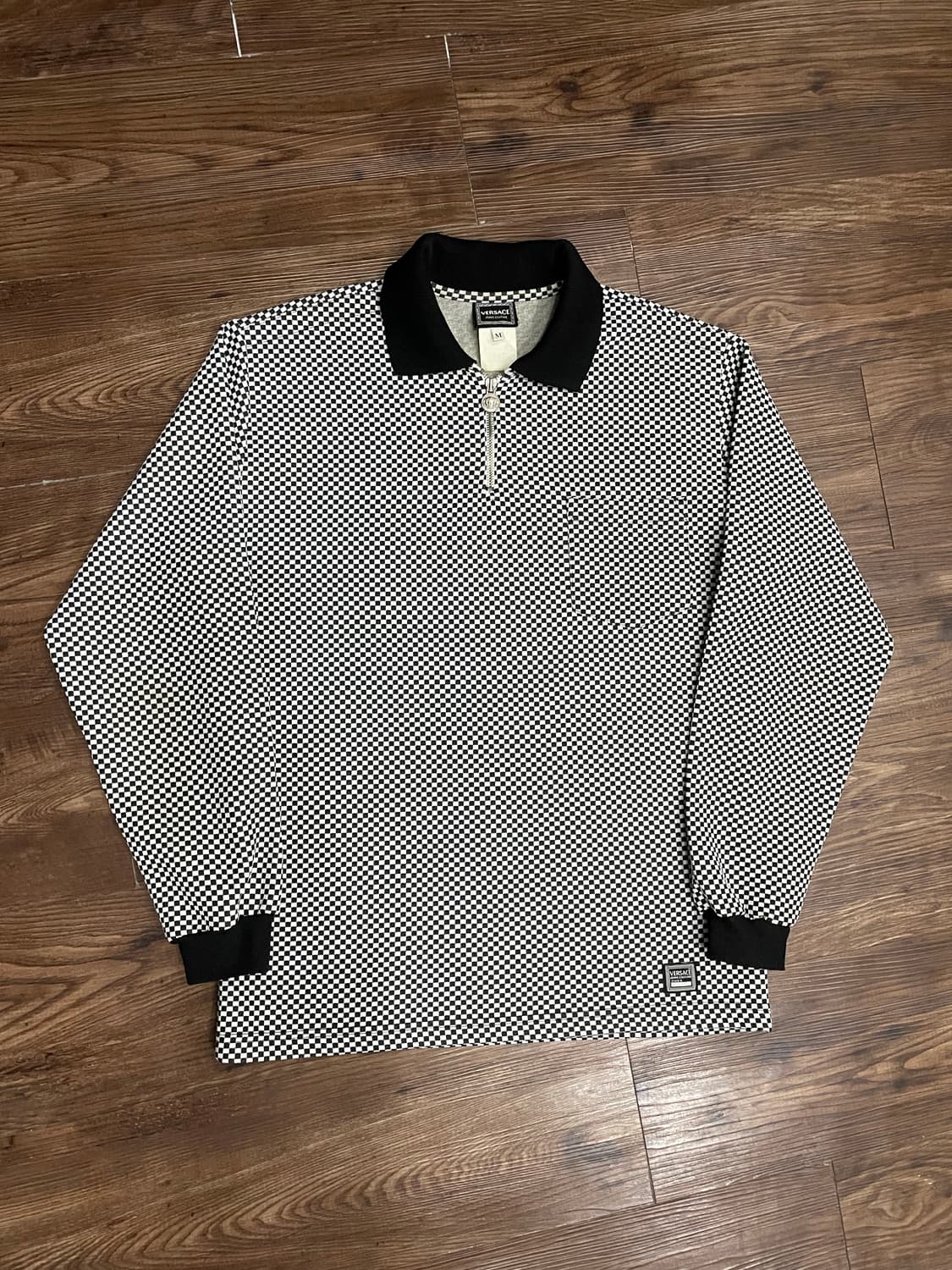 베르사체 진스 꾸뛰르 하프집 체커보드 폴로 셔츠 상품이미지4
