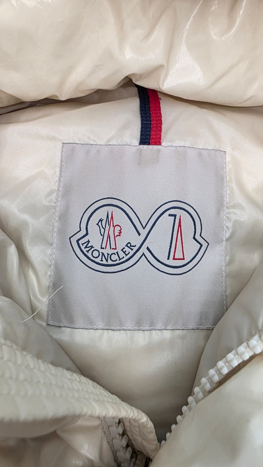 22fw 몽클레어 마야 70주년 한정판 상품이미지3