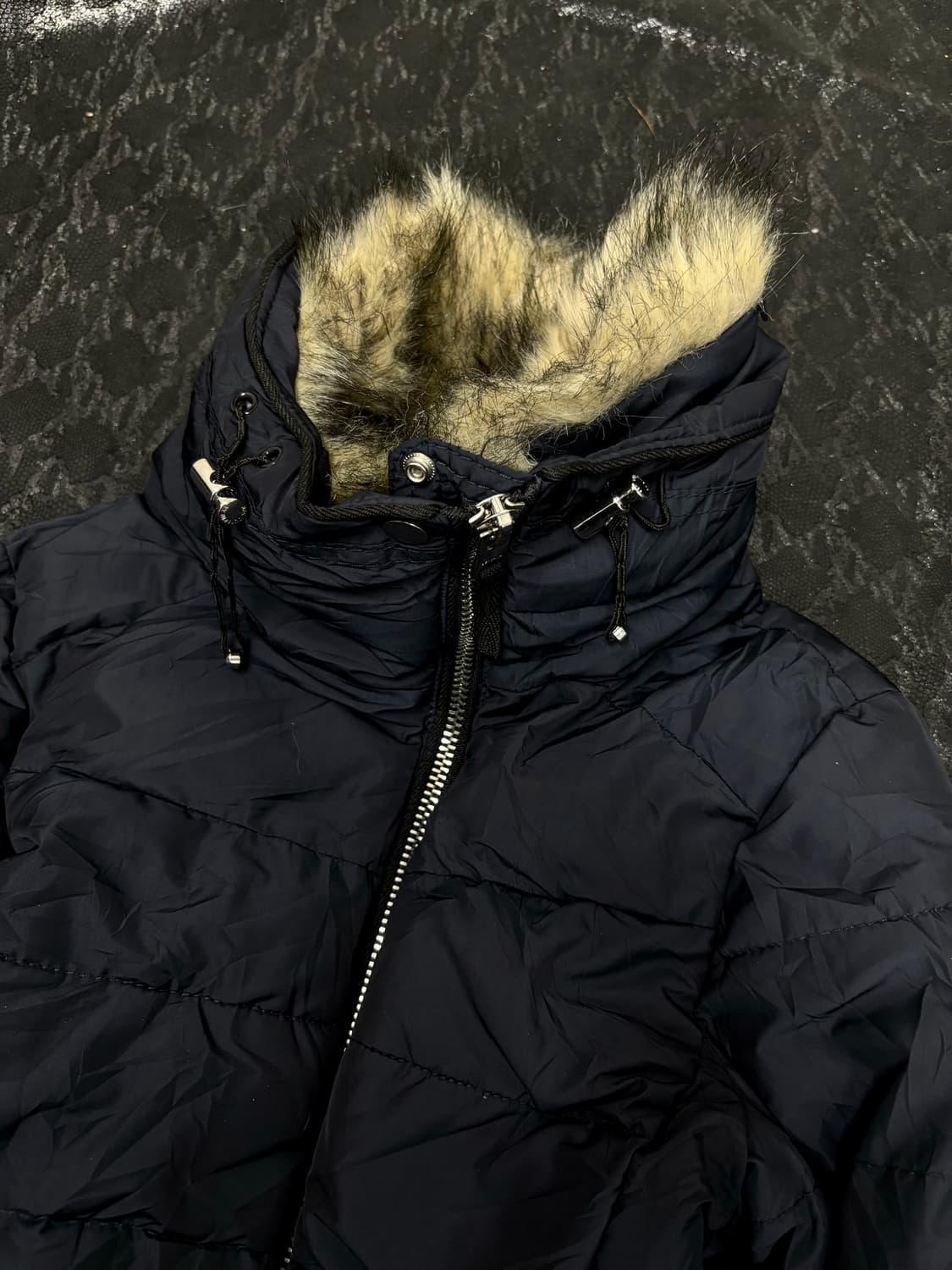 “Bershka” Fur Trimming Navy Padded Jacke 상품이미지4