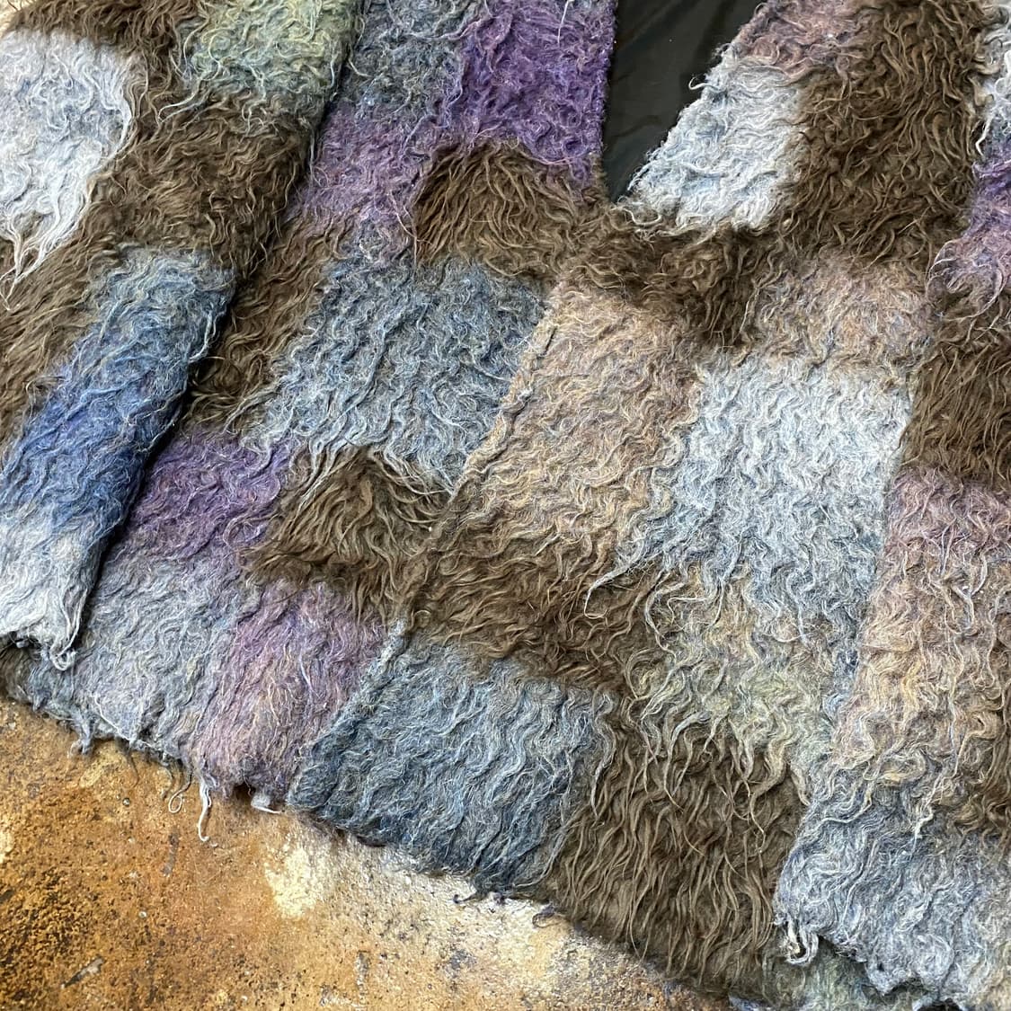 PERVERZE 퍼버즈 패치워크 퍼 자켓 상품이미지3