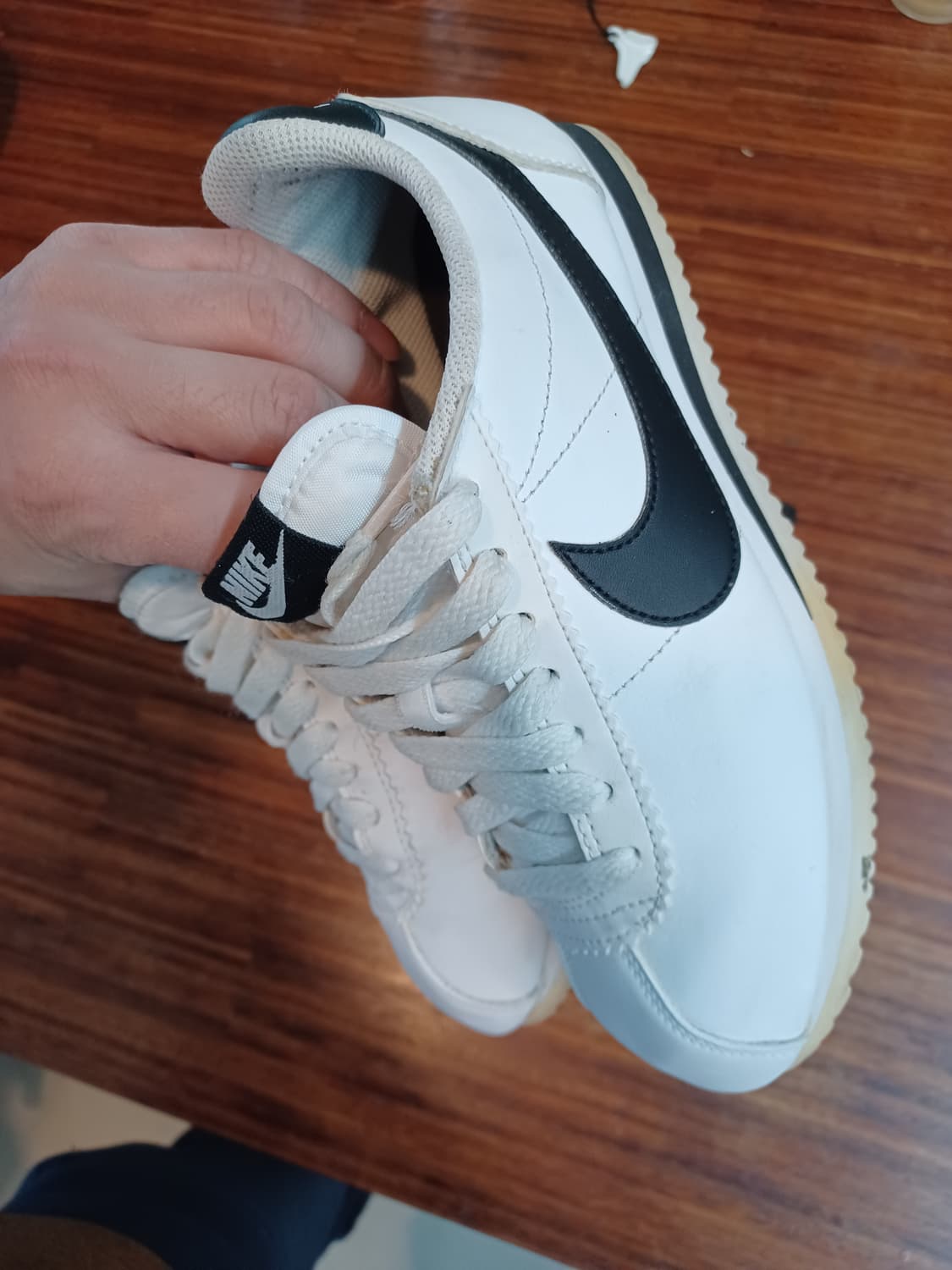 나이키 코르테즈 흰검 230 상품이미지7