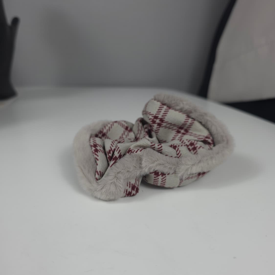 [새상품] 밍크털 체크 퍼 털실 슈슈 머리끈 곱창끈 상품이미지5