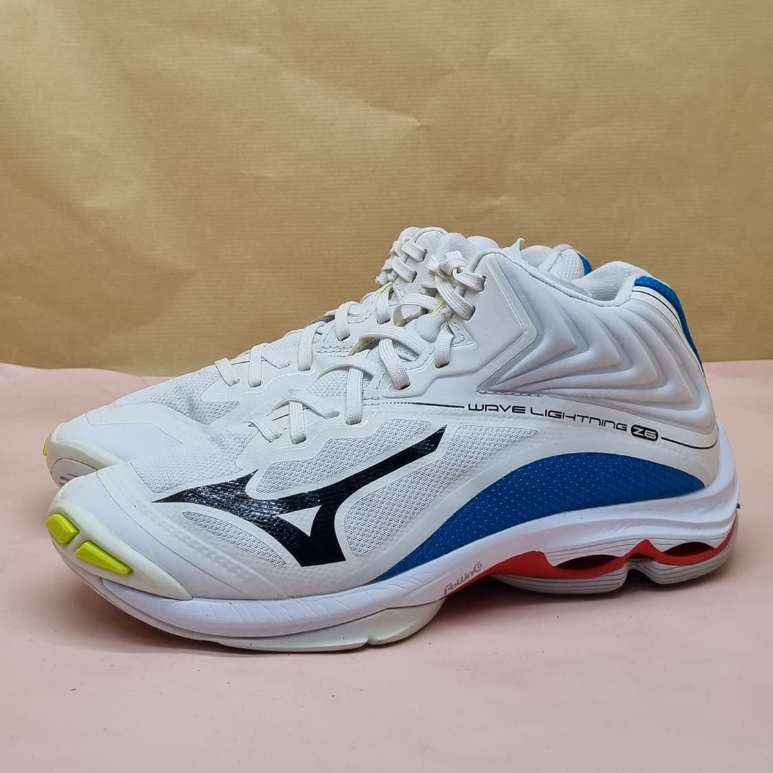 미즈노 라이트닝 배드민턴화 배구화 250 상품이미지1