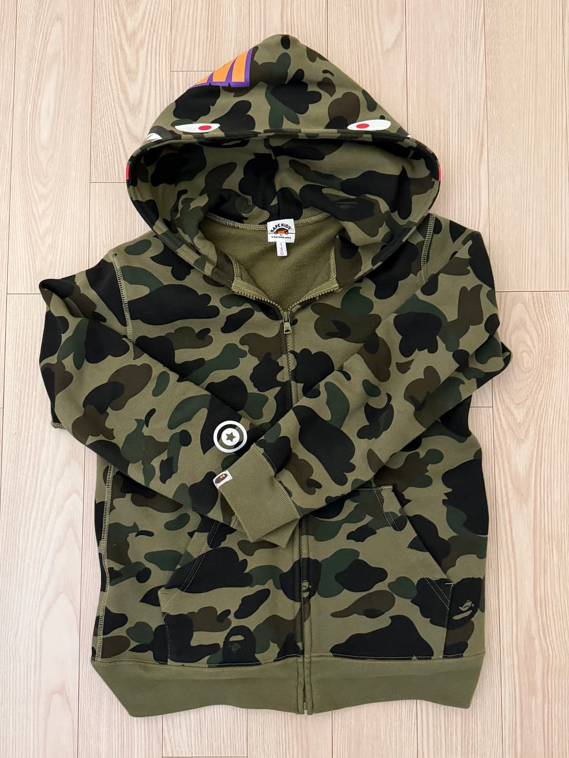베이프 키즈 카모 샤크 후드집업 상품이미지1