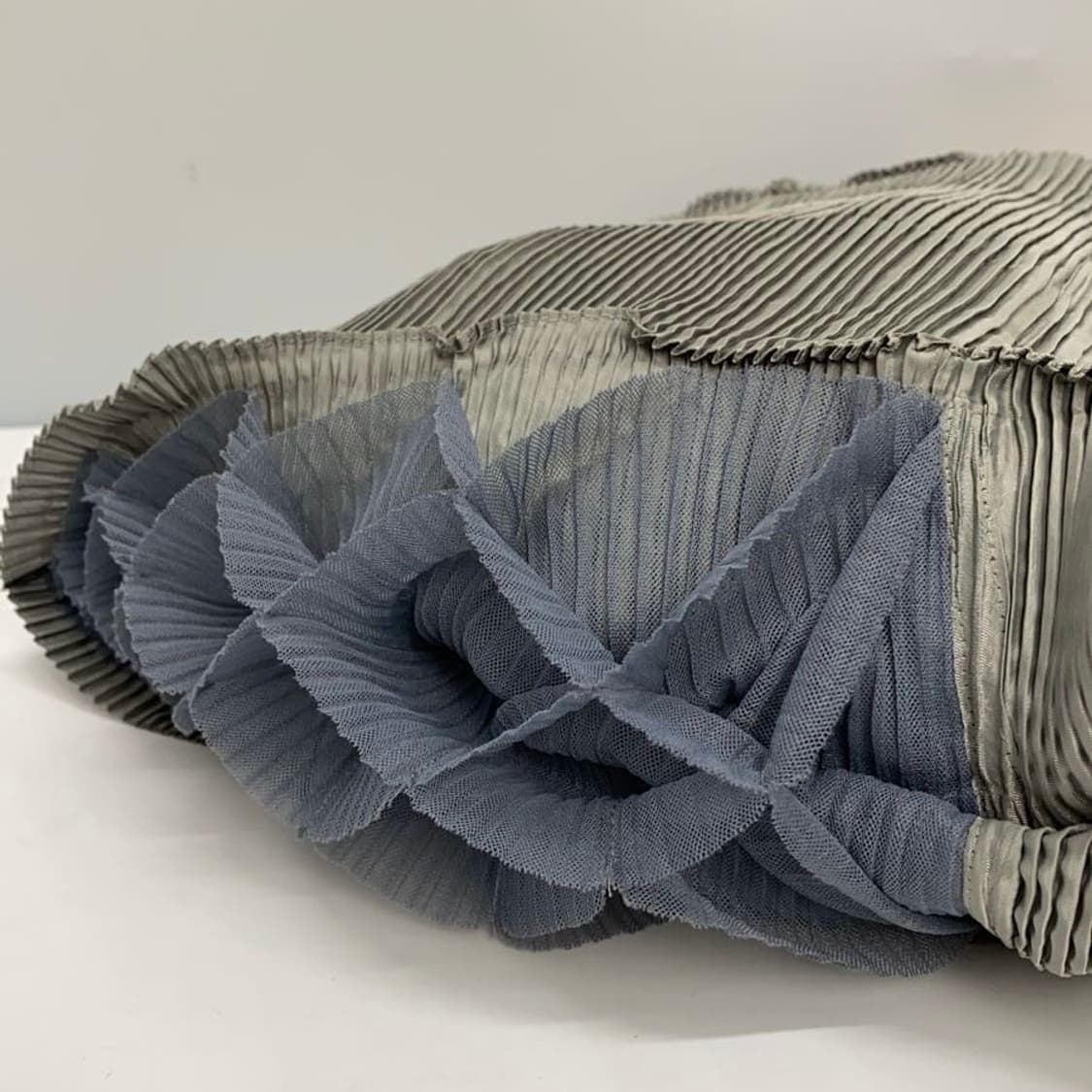 PLEATS PLEASE 토트백 상품이미지2