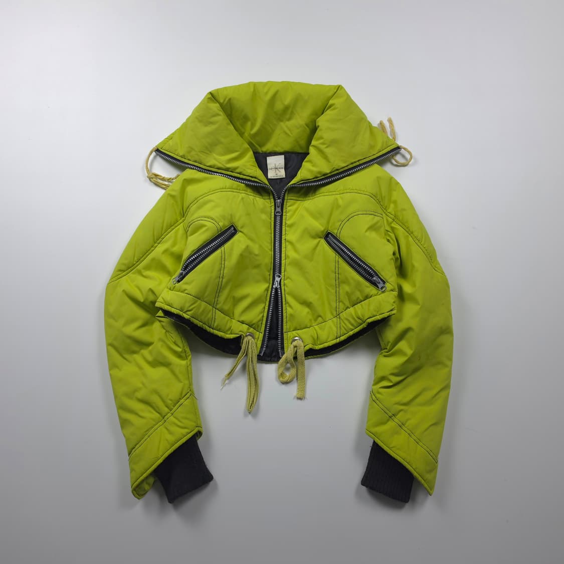 00s 캘빈클라인 y2k 올드스쿨 크롭 봄버 자켓 (85) 상품이미지1