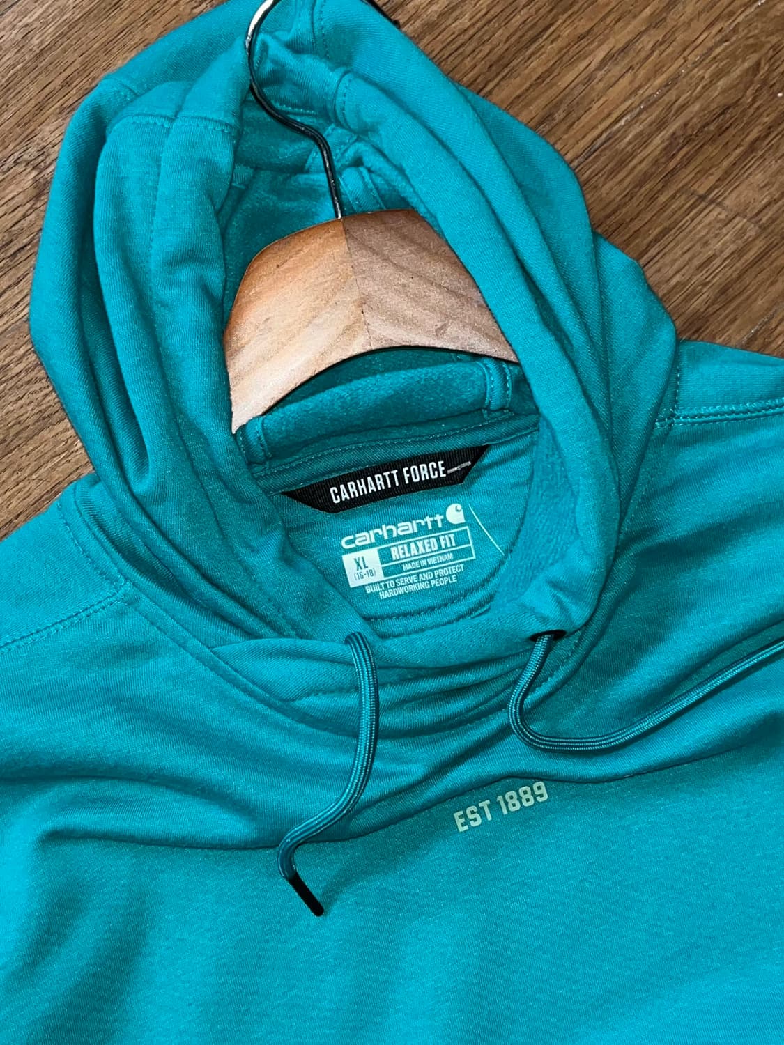 칼하트 로고 레글런 후드티 상품이미지2