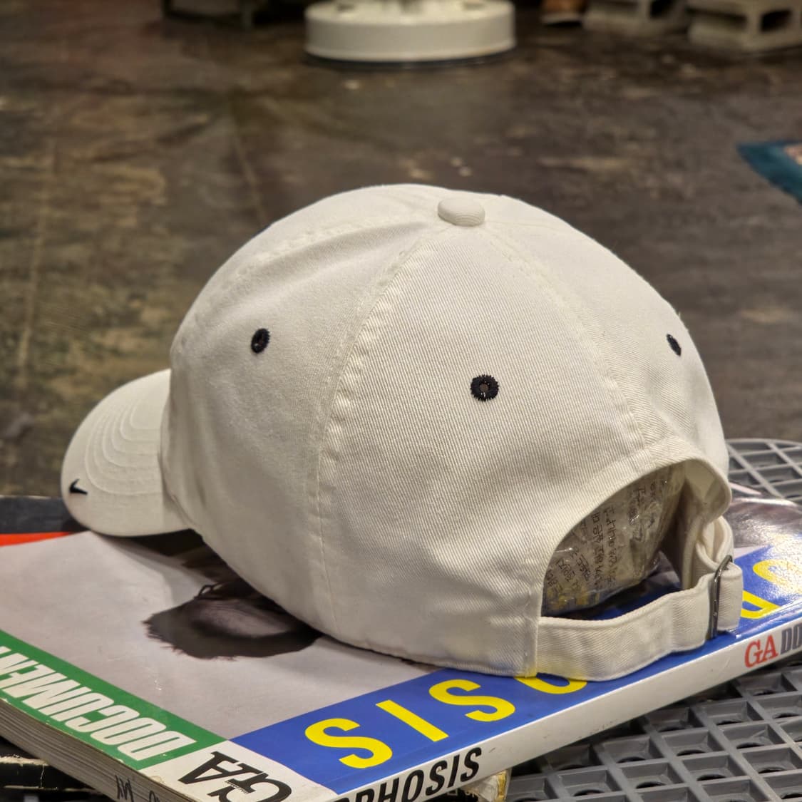 나이키 에어 화이트 볼캡 모자 상품이미지3