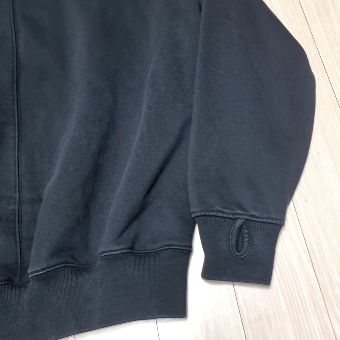 파르티멘토 블랙 목넥 맨투맨 티셔츠(105-110) 상품이미지4