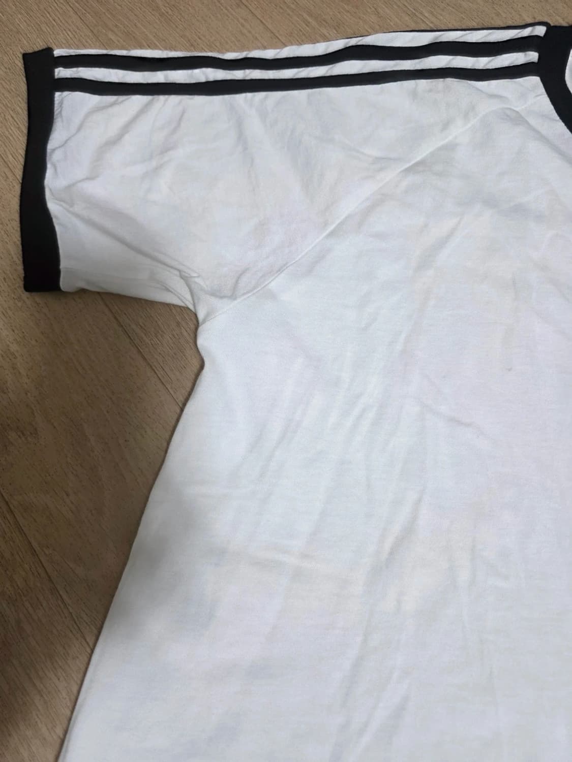 아디다스 삼선 링거티 반팔티 2XL 상품이미지4