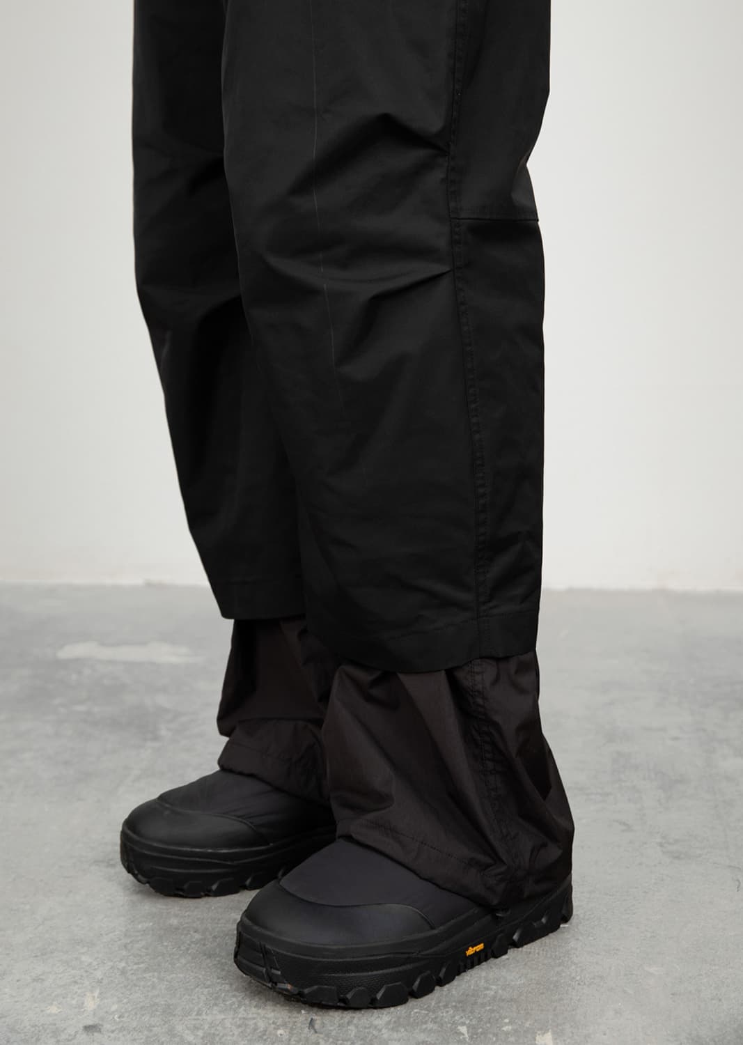 아모멘토 나일론 더블 레이어드 팬츠 L사이즈 상품이미지5