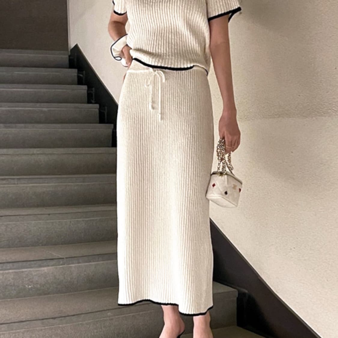 더베이지스(THE BEIGES) 블란디 스커트 55-66 새상품 상품이미지1