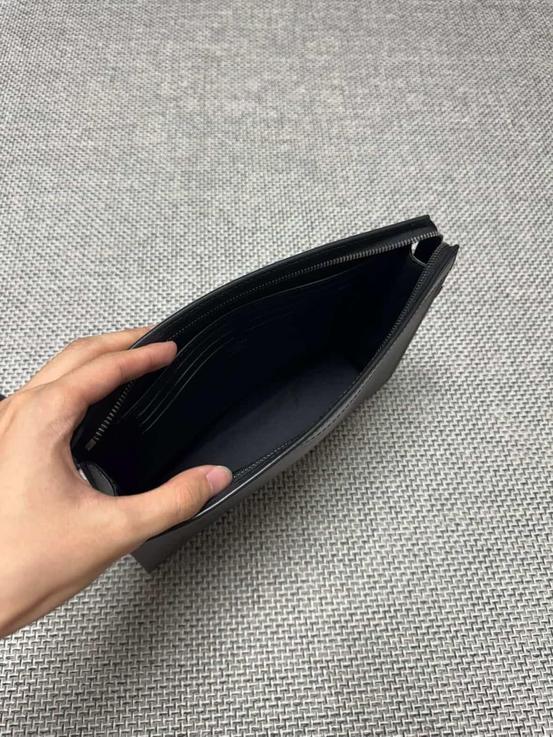 [정품] 루이비통 리버스 클러치 상품이미지4