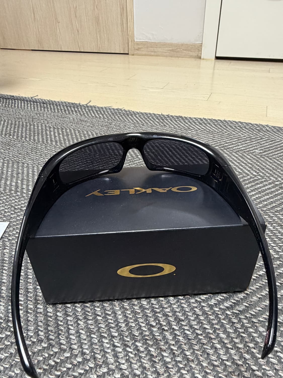 새상품)오클리 하이랜드 선글라스 OO9522 01 상품이미지4