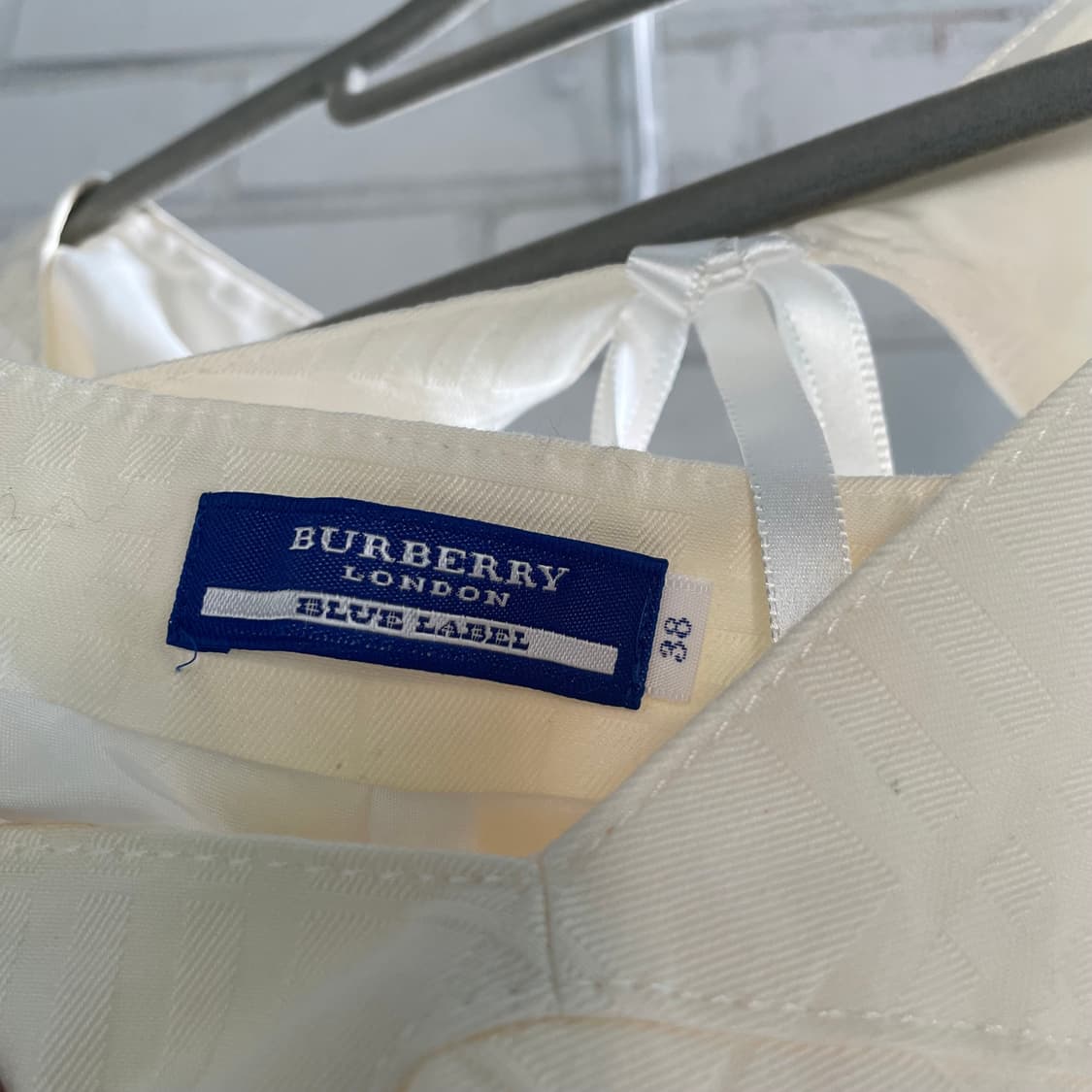 버버리 아이보리 체크 민소매 원피스 상품이미지6