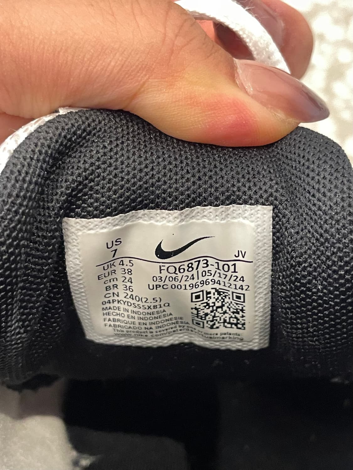 Nike Initiator white black 상품이미지8