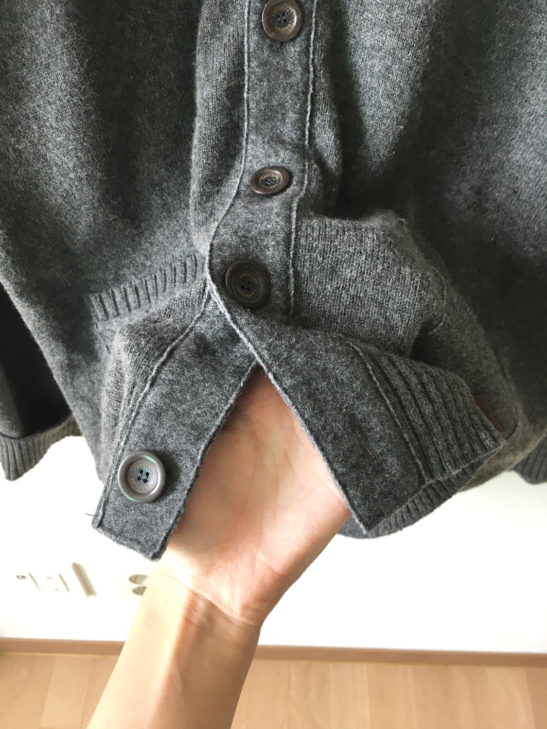 오버핏 버튼 롱 가디건 상품이미지6