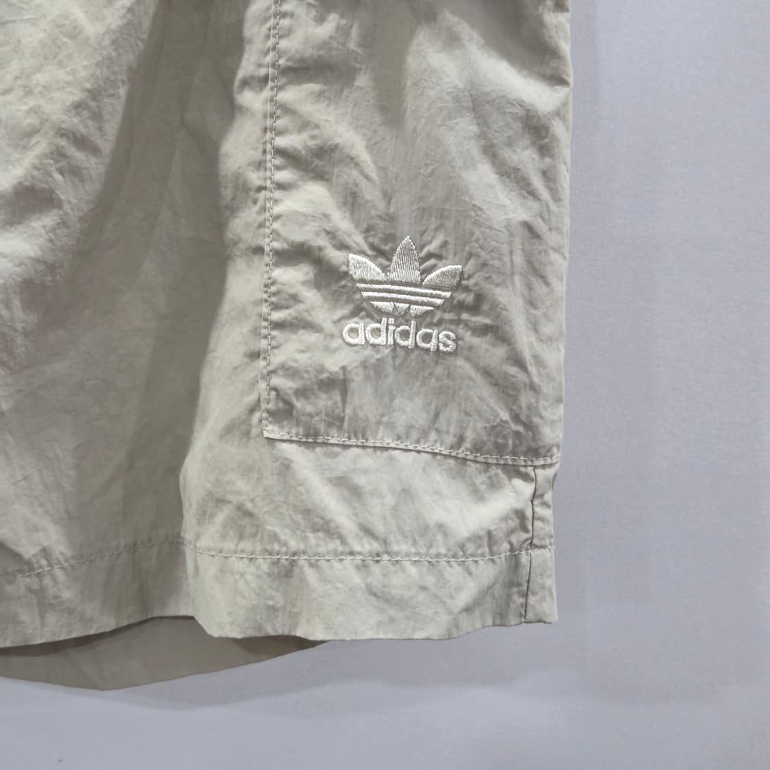 아디다스 키즈 나일론 카고 반바지 11/12Y  상품이미지2