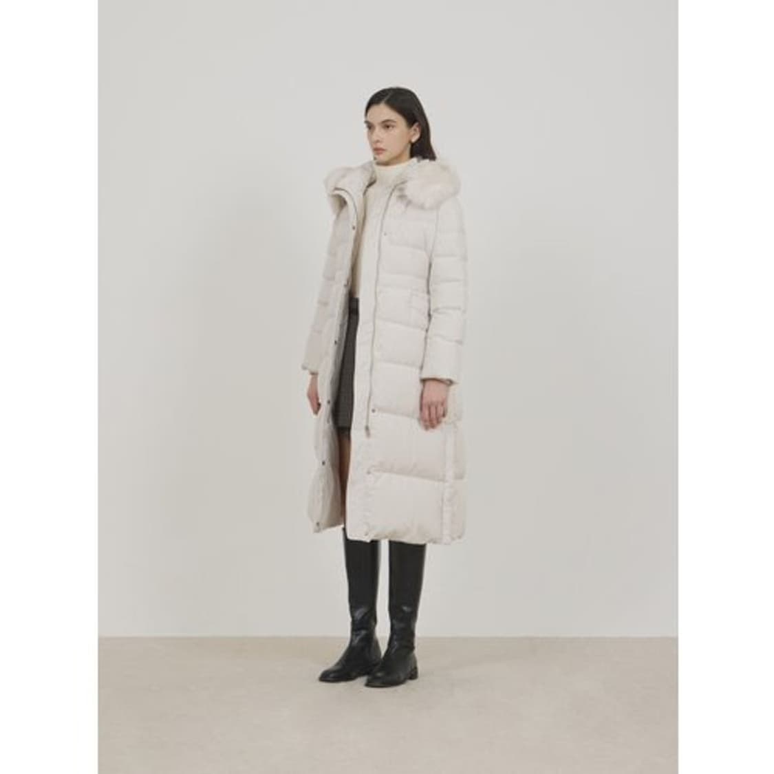 쥬크 ZOOC 벨티드 슬림핏 롱 구스 다운패딩
아이보리 사이즈55 상품이미지4