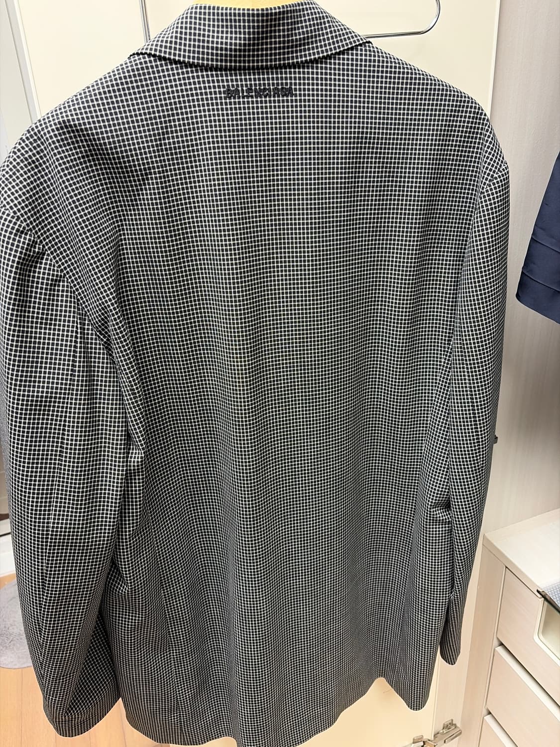 발렌시아가 체크 블레이저 상품이미지3