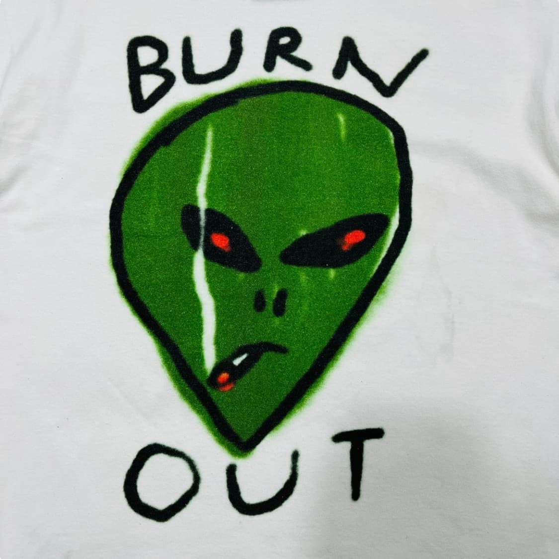 Dolls Kill 스모킹 에일리언 빈티지 반팔 티셔츠 상품이미지2