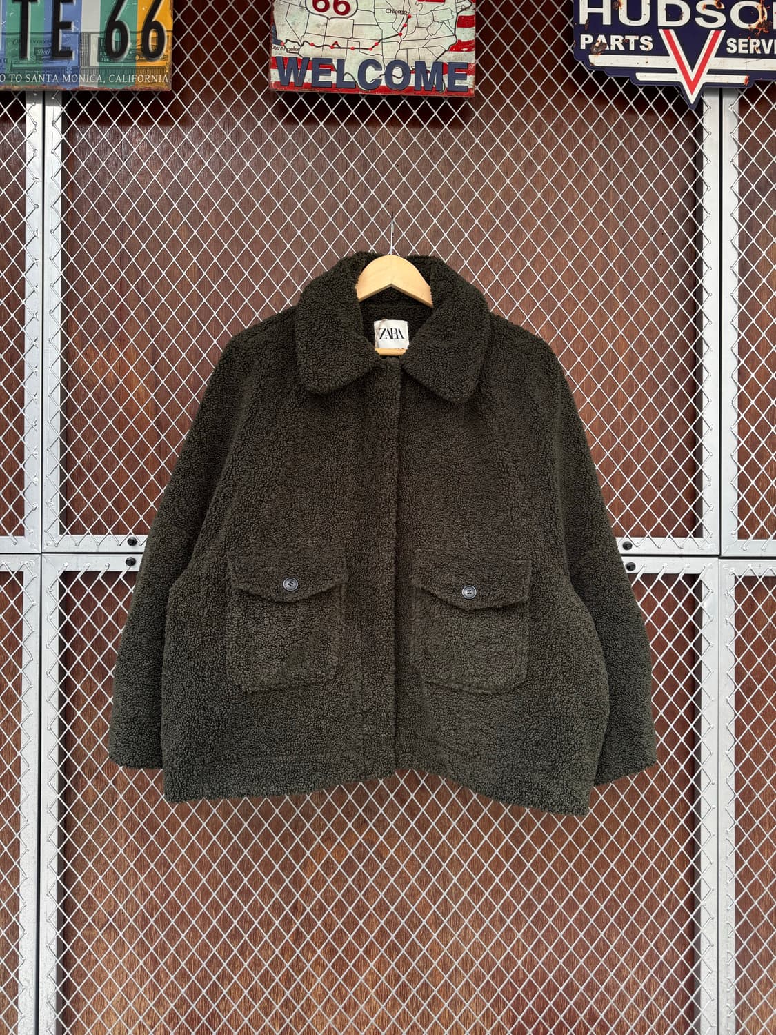 자라 시어링 쉐르파 뽀글이 포켓 오버핏 카키 에코 퍼 자켓 L 상품이미지7