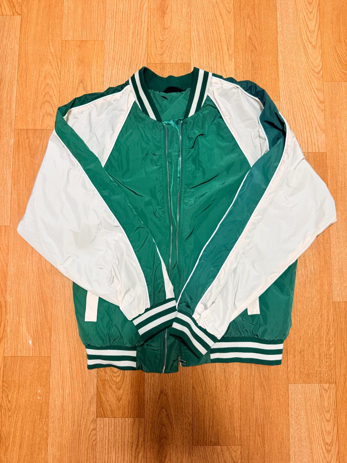 트릴리온 바시티 자켓 상품이미지2