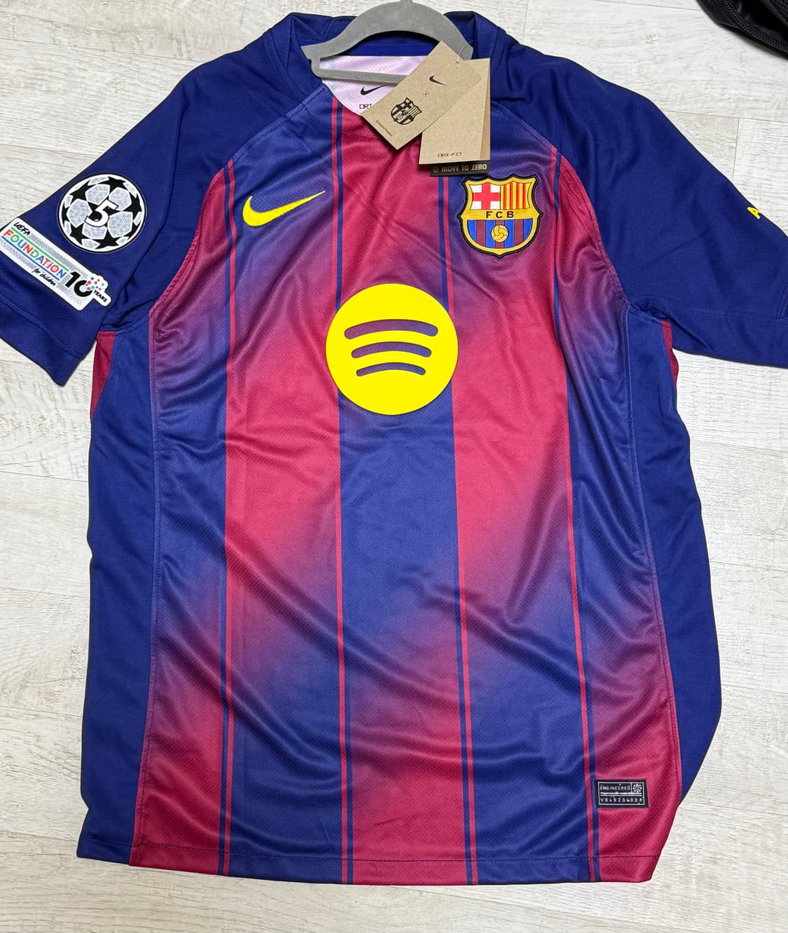 2526 바르셀로나 챔피언스리그 더용 유니폼  상품이미지2