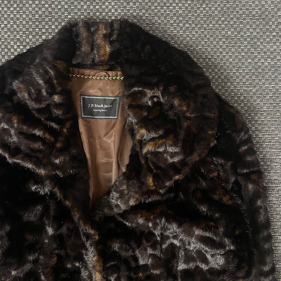 J.D Black Jacket 브라운 퍼 자켓 상품이미지3