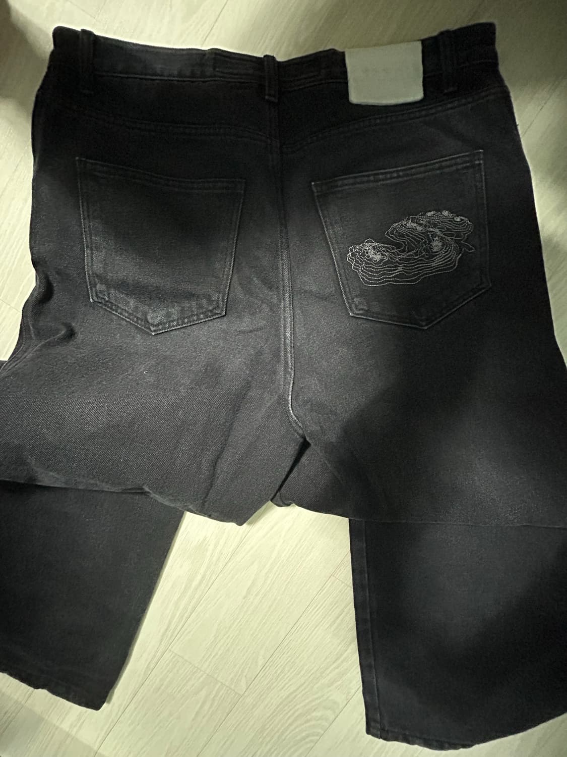 suade CONTOUR POCKET DENIM 스웨이드 블랙 데님 상품이미지4