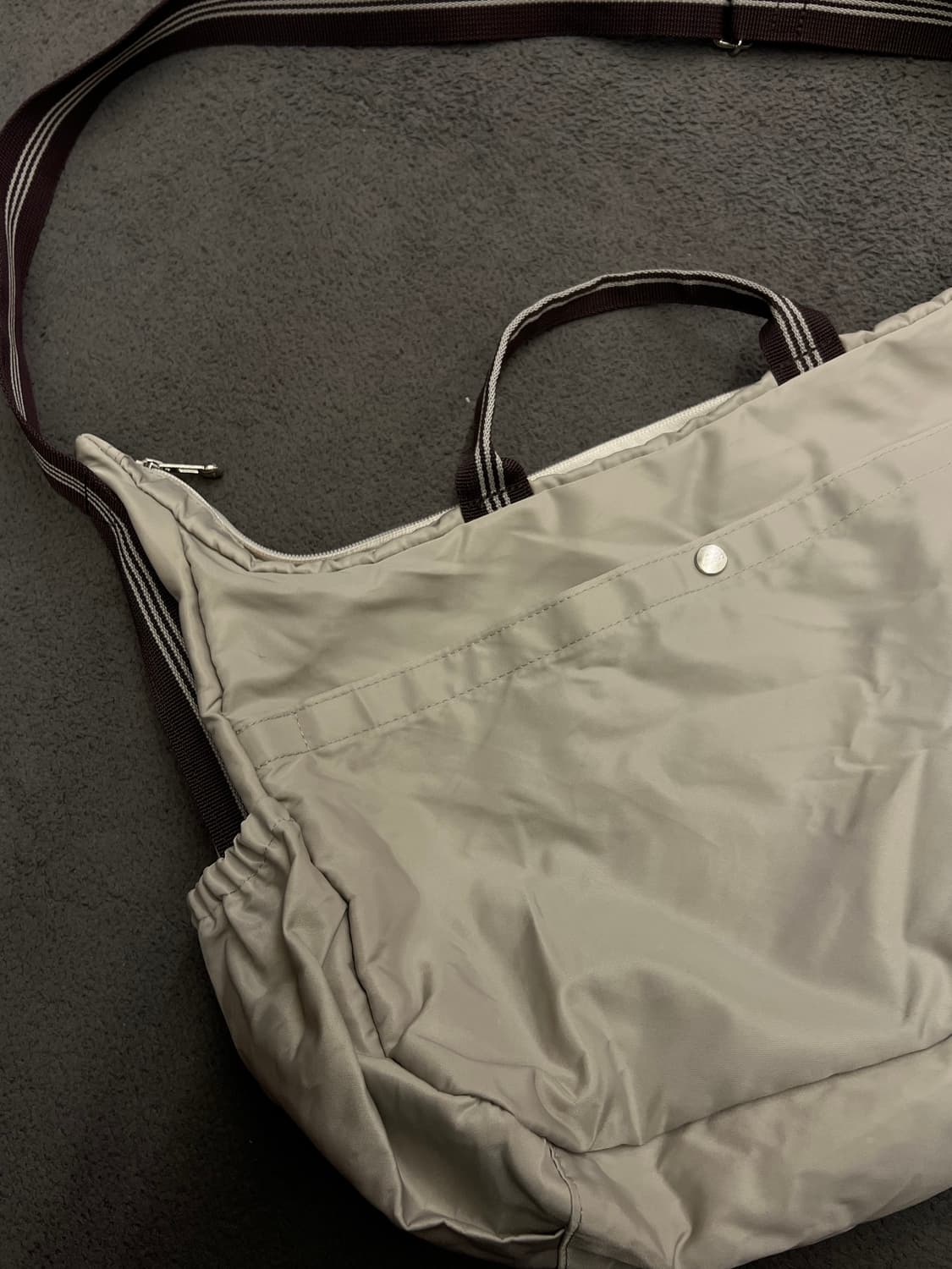 아디다스 올드스쿨 나일론 크로스백 처분 대장급  상품이미지4