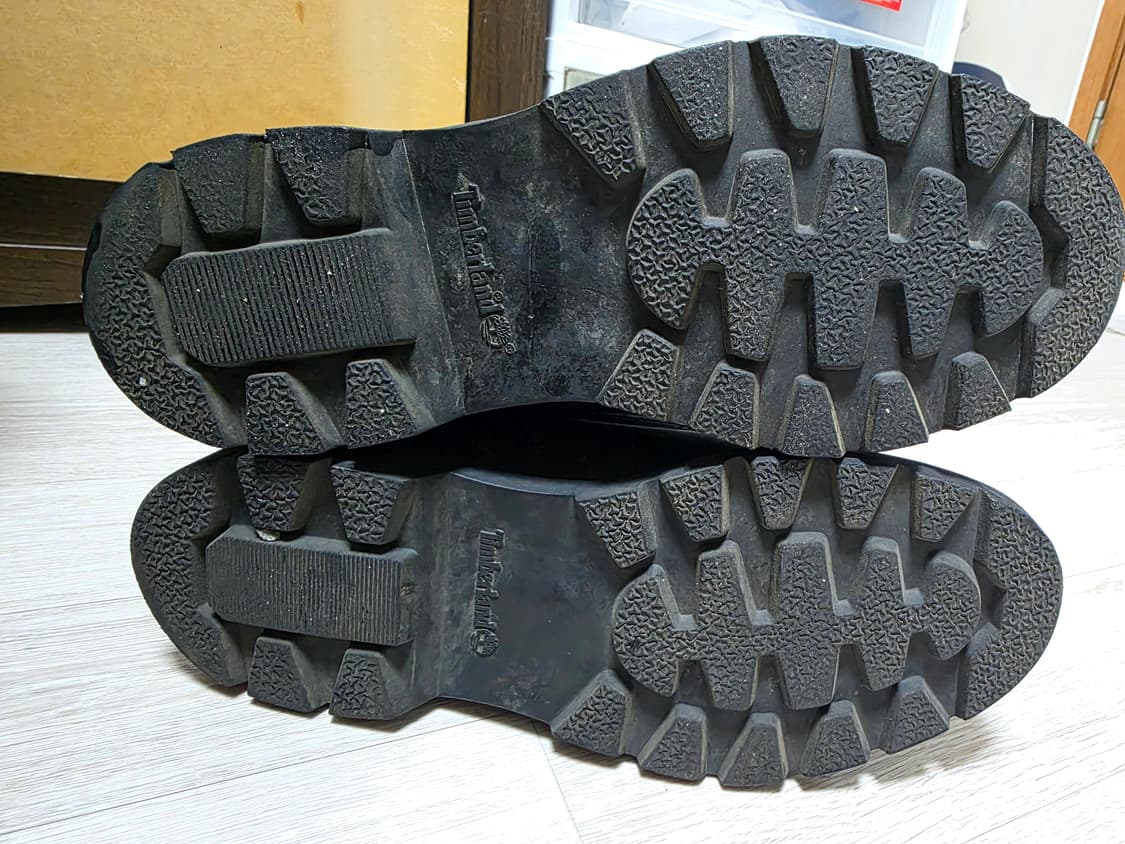 팀버랜드 6인치 블랙 워커 260 상품이미지7