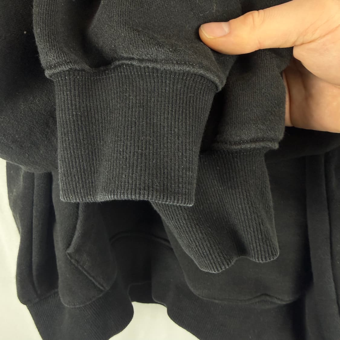 (무료배송)S)예일 자수로고 후드 티 블랙 상품이미지5