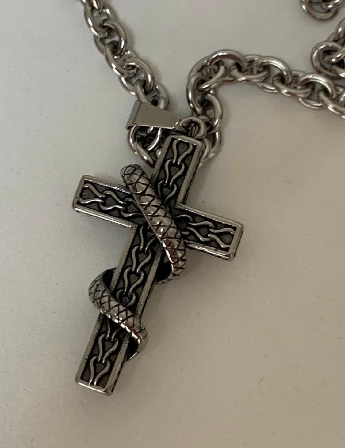 십자가 뱀 목걸이 상품이미지3