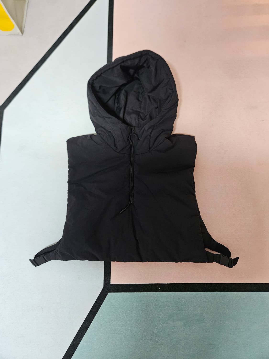 [ OS ]   cos 하이브리드 패디드 후드 베스트 상품이미지2