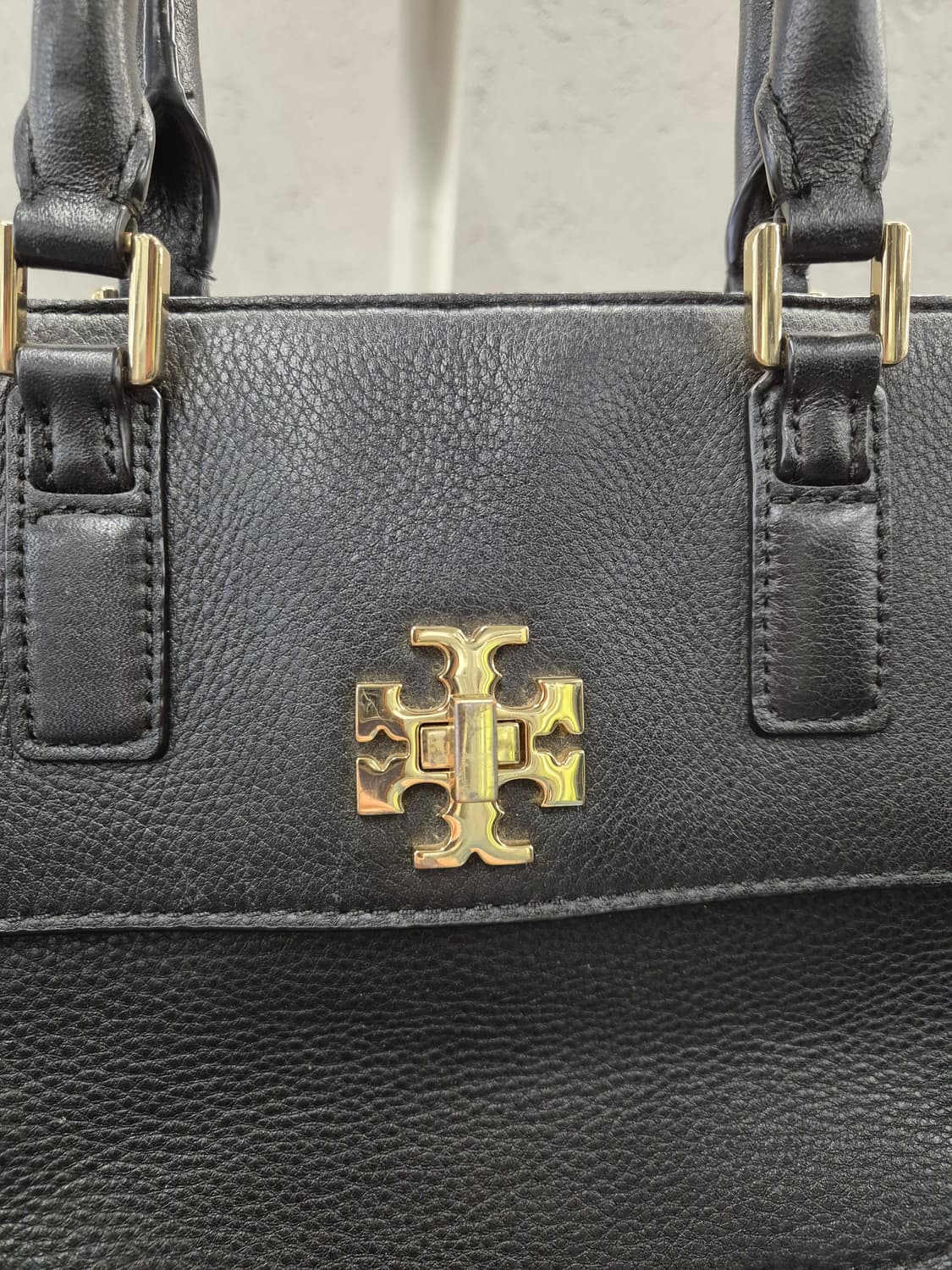 토리버치 블랙 가죽 토트백 상품이미지3