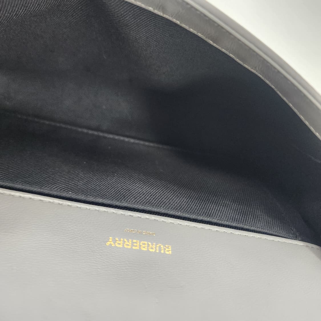 초민트급 버버리 스몰 롤라백 체인 숄더백 그레이 금장 상품이미지9