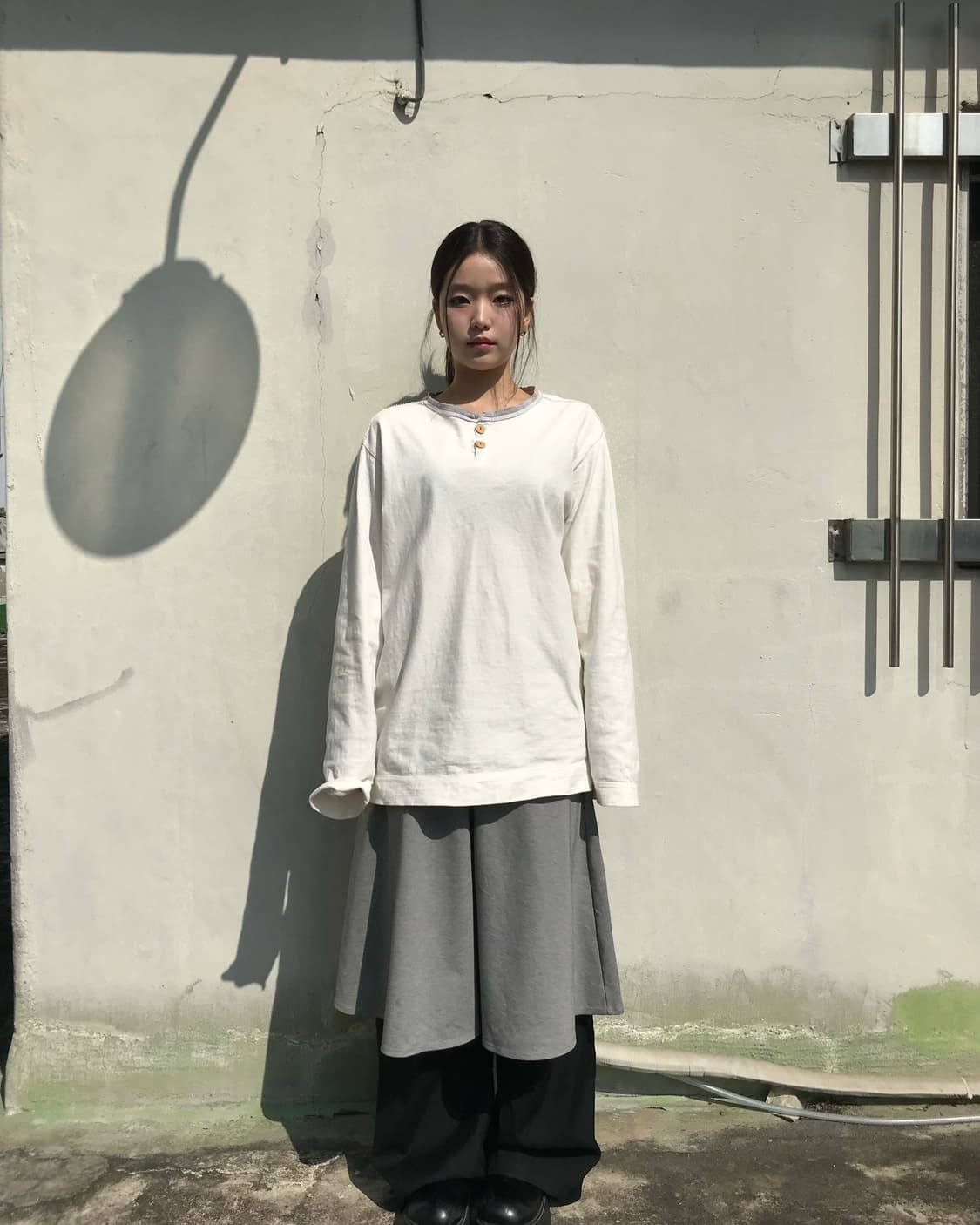 아이보리 버튼 헨리넥 롱슬리브  상품이미지6