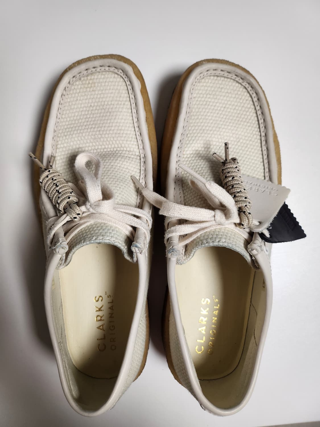 클락스 왈라비 컵 오프화이트 상품이미지4